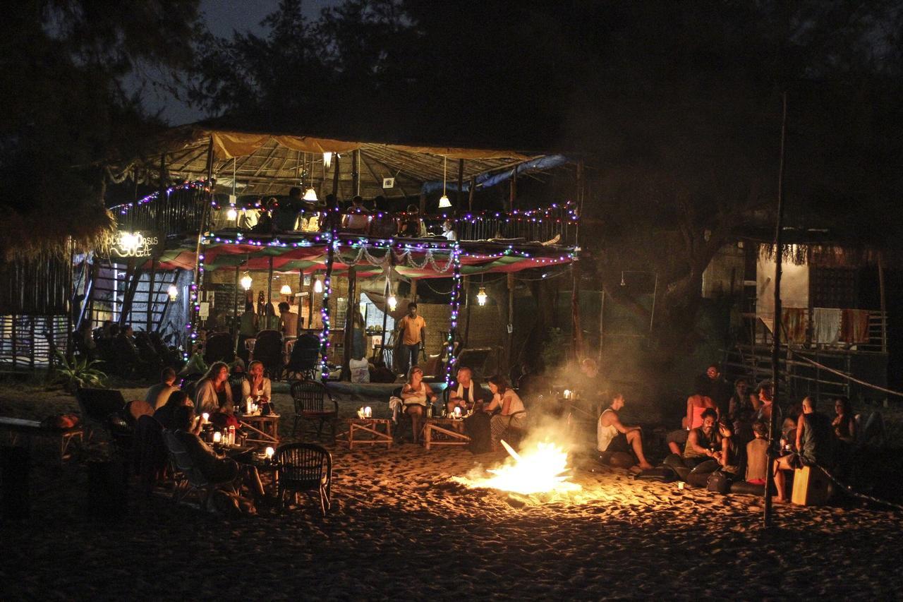 Hotel Drishti Yoga International à Patnem Beach Extérieur photo